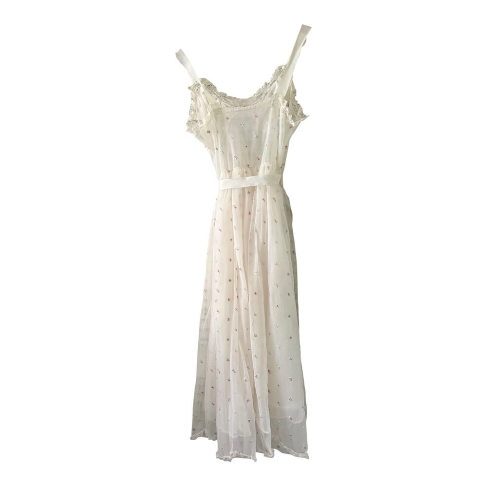 Vintage Sheer Embroidered Chiffon Robe & Slip Set
Women’s Size Small - Picture 8 of 8